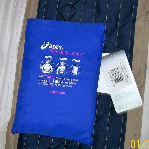 NWT Asics Packable Windbreaker - Picture 2 of 5